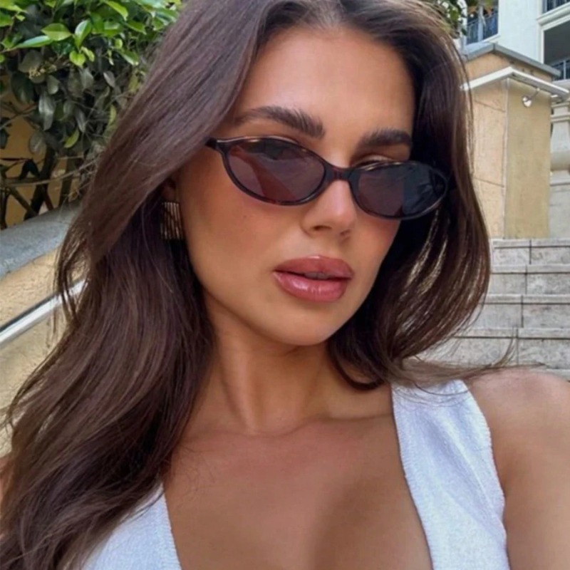 نظارات شمسية بإطار بيضاوي عتيق - مراجعة Sunglasses Cat Eye وسعره