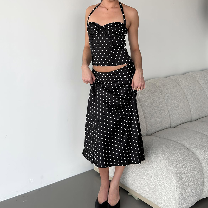 طقم من قطعتين: تنورة منقطة وبل - مراجعة Crop Top Crochet وسعره