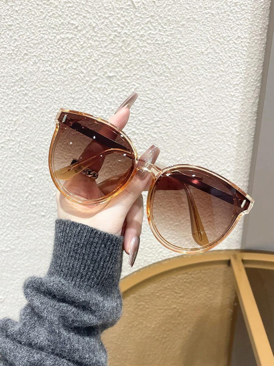 نظارة نسائية بإطار بلاستيكي عل - مراجعة Sunglasses Cat Eye وسعره