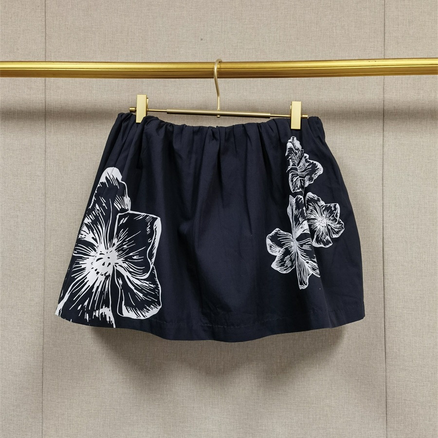 طقم قميص أبيض رومانسي مطبوع عل - مراجعة Romper Floral Print وسعره
